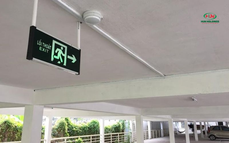 Cách sử dụng và kiểm tra Đèn Exit đúng cách