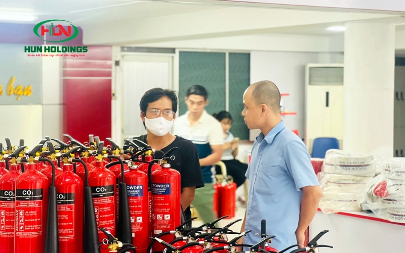 Thiết bị phòng cháy chữa cháy gồm những gì? Địa chỉ mua uy tín tại TPHCM 6 Tại sao phải tìm hiểu và không nên mua thiết bị phòng cháy chữa cháy "trôi nổi"?